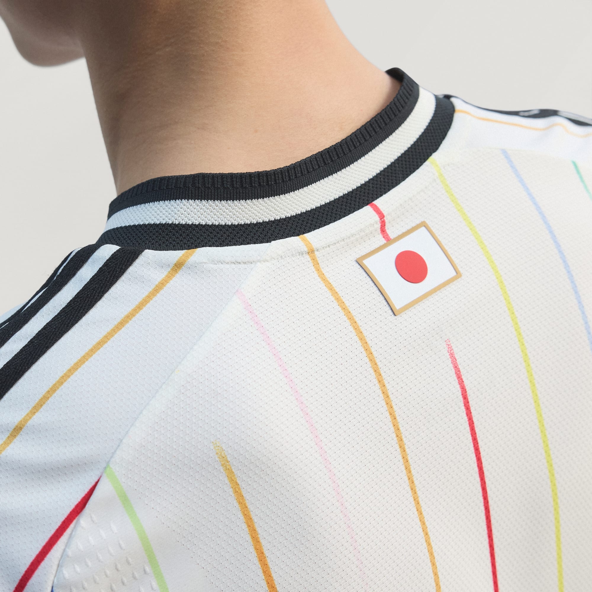 Japan_26_Away_Authentic_Jersey_White_KD3348_HM10